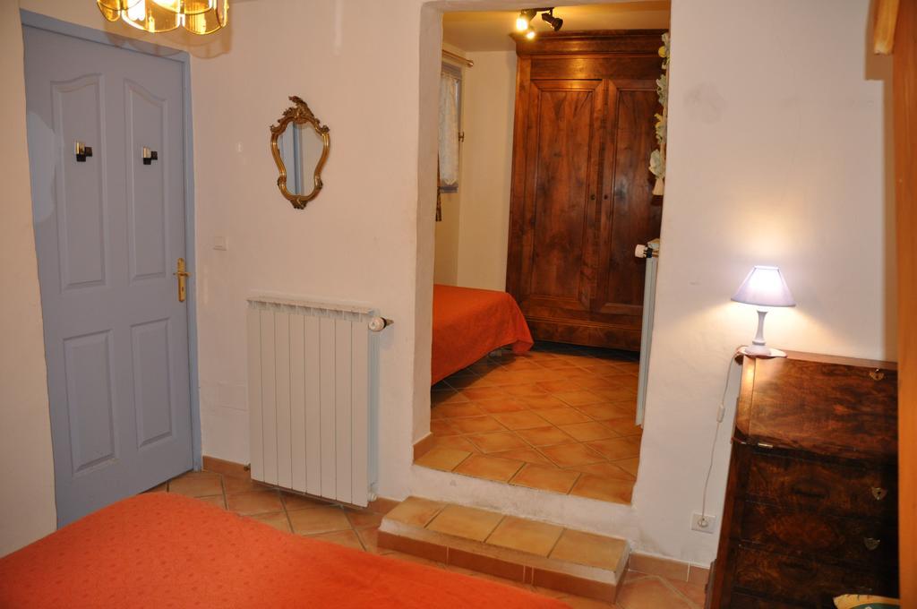 Hotel Le Petit Labouret Revest-du-Bion Exteriér fotografie