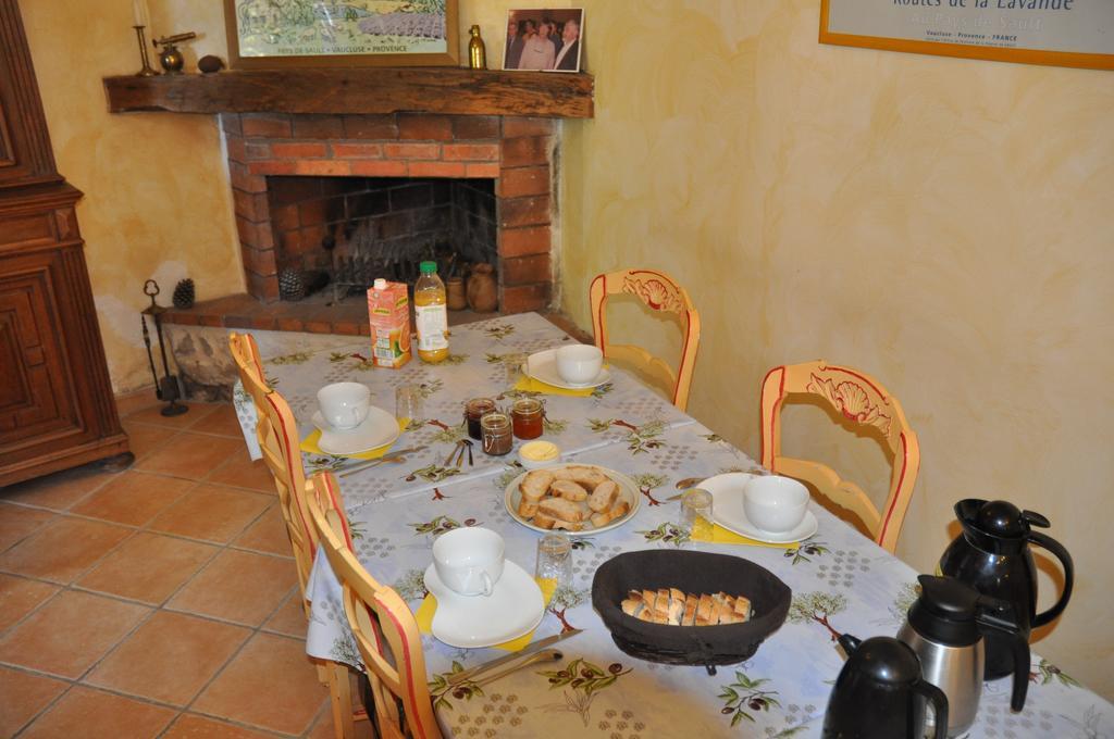 Hotel Le Petit Labouret Revest-du-Bion Exteriér fotografie